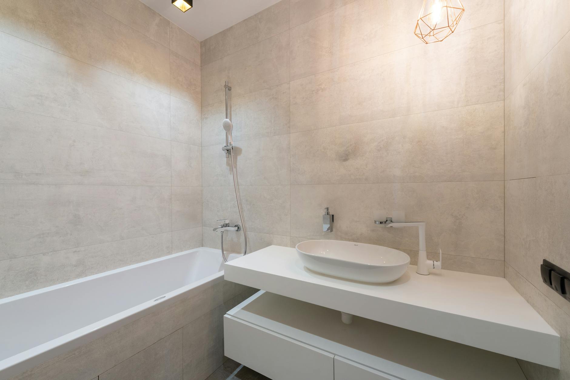 욕실 곰팡이 제거 젤 타입 추천 및 실리콘 나노 코팅 매뉴얼 가이드