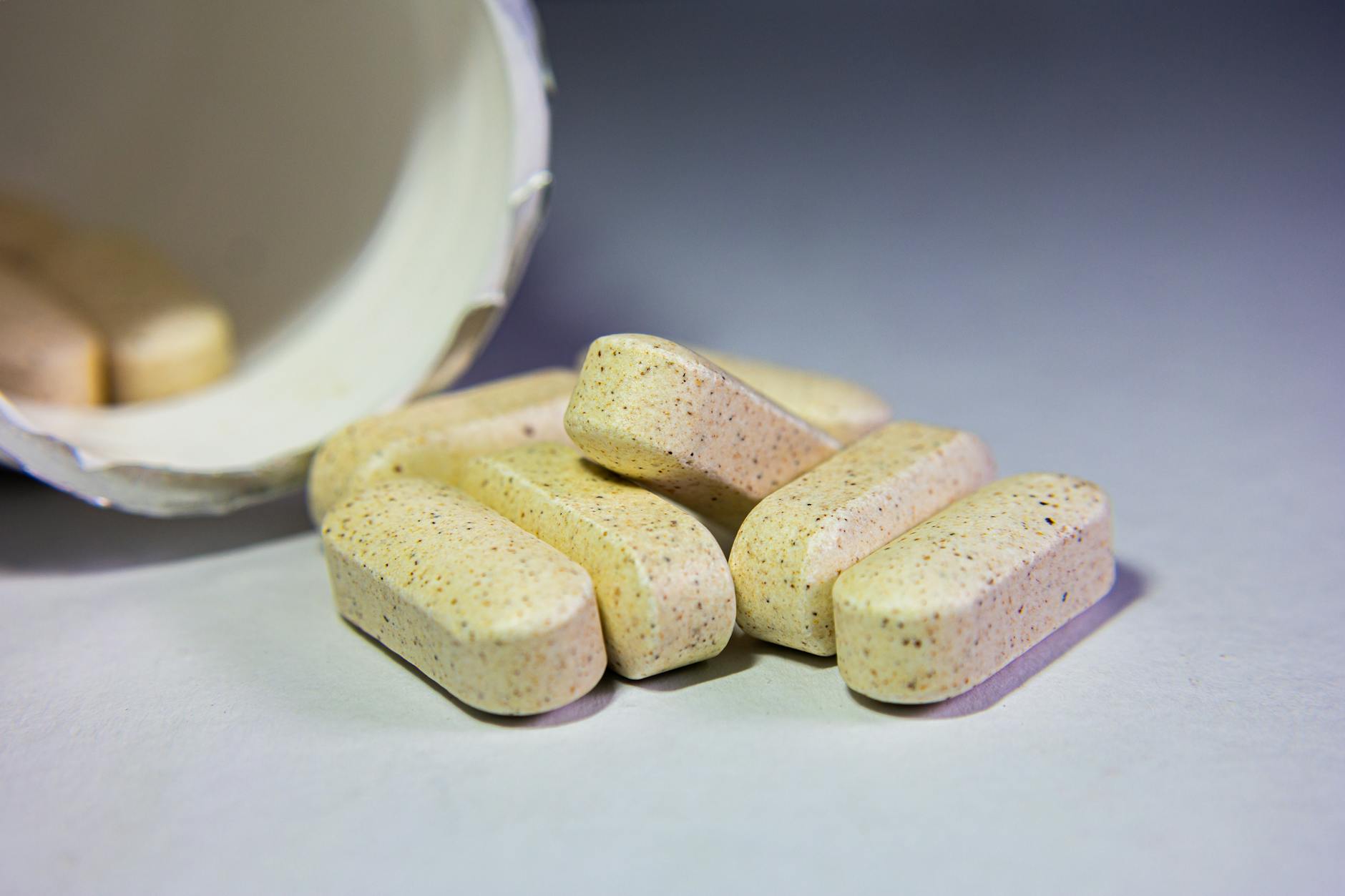 비타민C 메가도스 부작용 요로결석 방지 및 가루 복용법 가이드 정리